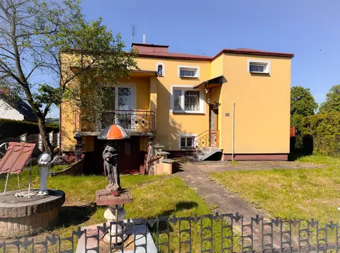Dom 78 m² z ogrodem w Łężanach, Łężany — zdjęcie 1 z 15