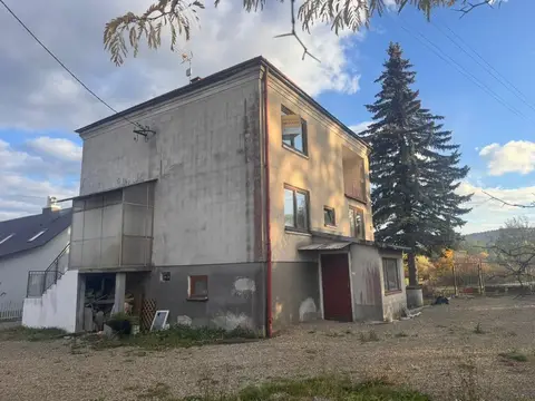 Dom z trzema wejściami w Barwinku, Barwinek — zdjęcie 3 z 26
