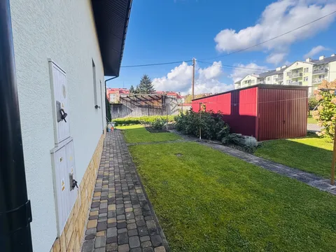 Rodzinny dom w Strzyżowie, Strzyżów, ul. Staszica — Zdjęcie nieruchomości
