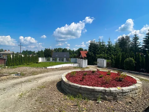 Dom z ogrodem w Górkach, Górki — Zdjęcie nieruchomości